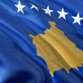 Mediji: Na tablu ambasade Kosova u Zagrebu neko stavio nalepnicu srpske zastave