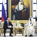 Putin sa brojnom delegacijom doputovao u UAE, sastanak sa Al Nahjanom