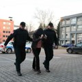 (Video) Uboden nožem u srce: Osumnjičena za ubistvo Zvonimira Stefanovića (53) sprovedena u tužilaštvo