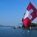 Švajcarska desničarska partija za ograničavanje imigracije: "Ne 10 miliona Švajcaraca!"