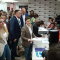 Ogroman red Na Savskom vencu: Brnabićeva, Vujovićeva i Šapić dali podršku SNS - "Da se potvrdi pobeda iz decembra još…