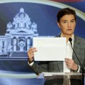 U pauzi promocije rudnika litijuma, Ana Brnabić juriša na „Novu“ i „Danas“