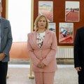 Zajedno do sigurnije i modernije škole u Srbobranu Kompanija NIS nastavlja sa ulaganjem u razvoj zajednice