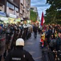 Policija u Novom Sadu intervenisala: Upotrebila pendreke protiv aktivista SNS