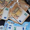 Pala organizovana kriminalna grupa u Srbiji: Za pet meseci prošvercovali 180 migranata, UKP im upao u stanove