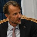 Fon Bekerat: EU osuđuje nasilje i poziva na hitnu deeskalaciju