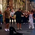 Scena iz Knez Mihailove širi se društvenim mrežama, oduševila mnoge (VIDEO)