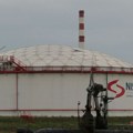 Vlasnici pumpi u Srbiji: Naftni derivati NIS-a skuplji od uvoznih, ne možemo da ih odbijemo