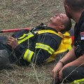 (Foto) "Kada svi beže od vatre, oni idu ka njoj!" MUP objavio potresne fotografije iz Deliblatske peščare: Naši heroji daju…