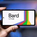 Google Bard AI chatbot postaje sve boji u analizi YouTube video snimaka