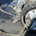 Vozila zgužvana kao konzerve! Od jačine udarca točak ušao u olupinu auta: Troje povređeno kod Bogutovca