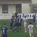 Pojavio se video: Fudbaler nokautirao sudiju meča Dinamo - Radnički, a potom ga šutirao video