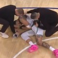 Tejtumova povreda toliko brine da se rivali mole za njega (VIDEO)
