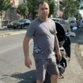 Funkcioner Srbija centra (SRCE) pogođen jogurtom u glavu kod transparenta sa nacističkim znakom