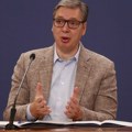 Vučić o incidentu sa kolima Hitne pomoći: "Blokaderi krenuli da se probiju kroz kordon"