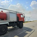 I dalje bukte požari u okolini Leskovca: Vatrom zahvaćen pomoćni objekat ambulante u Pečenjevcu, meštani pristižu u pomoć…