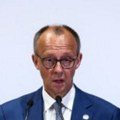 Njemački kancelar pozdravlja odluku Trumpa o slanju oružja Ukrajini