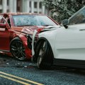 Istraživanje u SAD: Koji automobilski brend najčešće voze oni koji voze u pijanom stanju