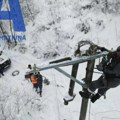 Preko 5.000 ljudi ostalo bez struje, sve ekipe na terenu: Sneg pravi probleme u Dragačevu, za sada su putevi prohodni