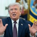 Trump pod pritiskom dok blokada Ormuskog moreuza diže cenu nafte i rizik dugog rata