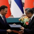 Stiže pomoć od 100 miliona juana, digitalizuje se više od 600 škola! Ministar Mali otkrio sve o sporazumima koje su potpisale…