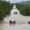 Velike poplave na jugu Kine odnele 39 života, oluja preti da preraste u tajfun