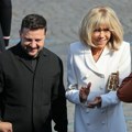 (Video) Detalj koji nikome nije promakao: Ovako je izgledao trenutak kada su Zelenski i prva dama Ukrajine stigli na vojnu…