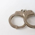 Ухапшен мушкарац који је запалио ауто у Петроварадину