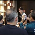 Prve fotke Dušana Vlahovića na aerodromu u Istanbulu! Srbin stigao, pa odmah spomenuo Partizan - njegove reči će oduševiti…