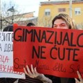 Gimnazijalci proslavili pobedu studenata: Nakon okupljanja usledio dolazak policije i hitan sastanak profesora