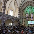 Veštačka inteligencija održala propoved u crkvi u Nemačkoj: Avatari na ekranu umesto sveštenika