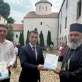 Milićević: Dostavljeni ćirilički bukvari mališanima u Hrvatskoj, na taj način čuvamo identitet i tradiciju