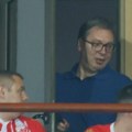 Aleksandar Vučić prisustvuje meču Crvene zvezde i Bode Glimta, predsednik Srbije bez dresa došao na stadion “Rajko…