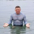 Fico plivao u Dunavu posle spekulacija o njegovom zdravlju