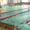 Mladi plivači odmerili snage u bazenu