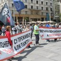 Penzioneri i studenti krenuli ka Predsedništvu i Vladi, traži se reforma penzionog sistema i vanredni izbori
