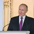 Putin: Budućnost pripada svetu u kojem ljudi cene ljubav i prijateljstvo