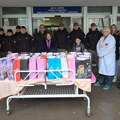 Niški žandarmi podelili 112 paketića mališanima koji se leče u UKC Niš