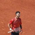 Novak još uvek bez izgubljenog seta - Peruanac "počišćen" za četvrtfinale