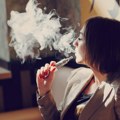 Научници објавили како пушење електронских цигарета утиче на добијање астме