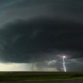 Godišnja doba nestaju, a stižu nam superćelijske oluje! Meteorolog otkrio kakav nas horor čeka