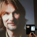 "Sve što je izlazilo iz njegovih usta, kada otpeva, zvučalo je kao istina" Održana komemoracija frontmenu Kristala
