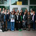 Opozicija inicijativom traži platu, staž i status negovatelja za roditelje dece sa smetnjama u razvoju