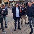 Đilas: Vučić ne raspisuje izbore jer zna da većina ljudi u Srbiji želi promene