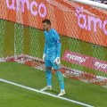 Šta je uradio Zoran Popović? Golman Železničara skrivio treći penal u dvomeču sa Bragom, ovo se retko viđa