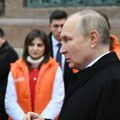 Šale, mimovi i kodirani jezik: Generacija Z pruža tihi otpor Putinovom režimu