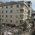 Delimično se urušila sedmospratna zgrada u Istanbulu, dve osobe poginule