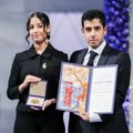 „Iranski narod će nadvladati autoritarizam“: Deca dobitnice preuzela Nobelovu nagradu za mir
