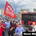 Radnici Gradskog saobraćajnog preduzeća blokirali most u Beogradu