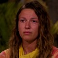 Emisija koja menja tog dalje igre u Survivor-u: Jednoj učesnici saopštena bitna informacija, druga iznenada morala da napusti…